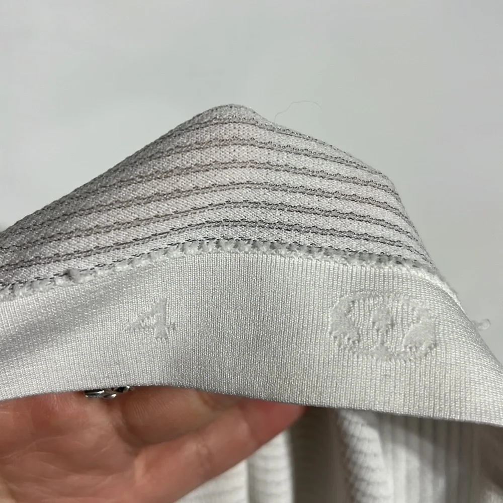 Lululemon Swiftly Tech Racerback Tank Top 2.0 White Size 4 - Picture 8 of 8